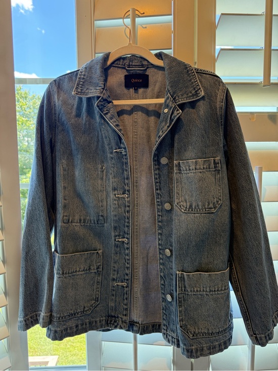 Quince Jackets & Blazers - Quince Women’s Jean Jacket in Washed Blue Denim